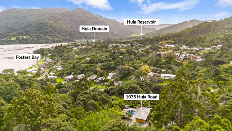 1075 Huia Road Huia_19