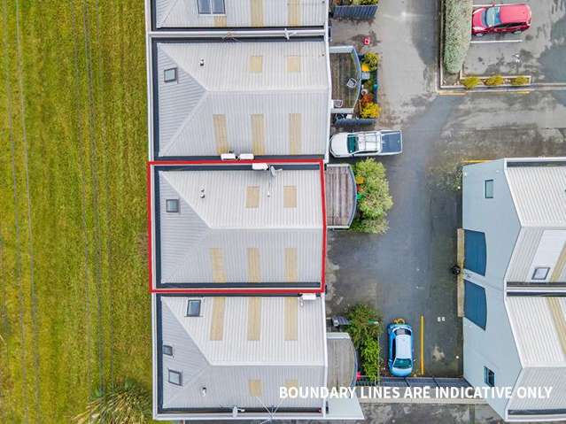 4/14 Acheron Drive Riccarton_1