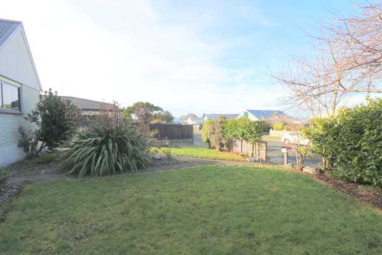 60 Arundel Crescent Strathern_25