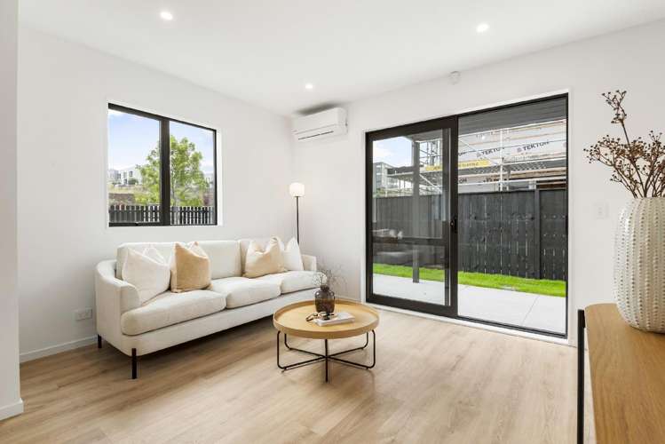 4 Te Toka a Whenua Avenue Three Kings_14