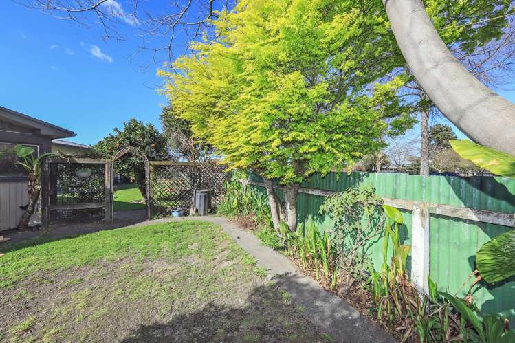 908 Townshend Place Saint Leonards_13