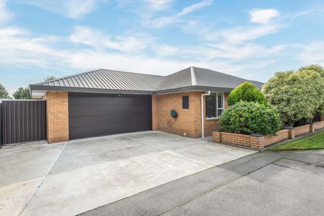 Modern Living In A Location To Love