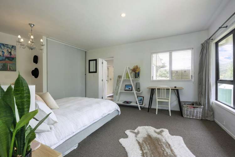 24 Seaview Road Piha_15