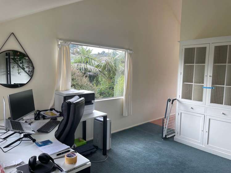 2/32 Seaview Road Castor Bay_7