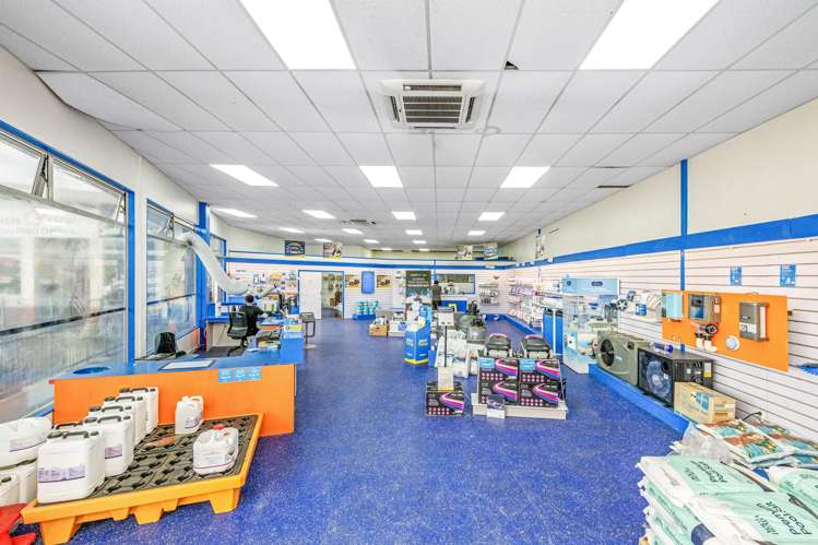 2/1 Tony Street Henderson_6