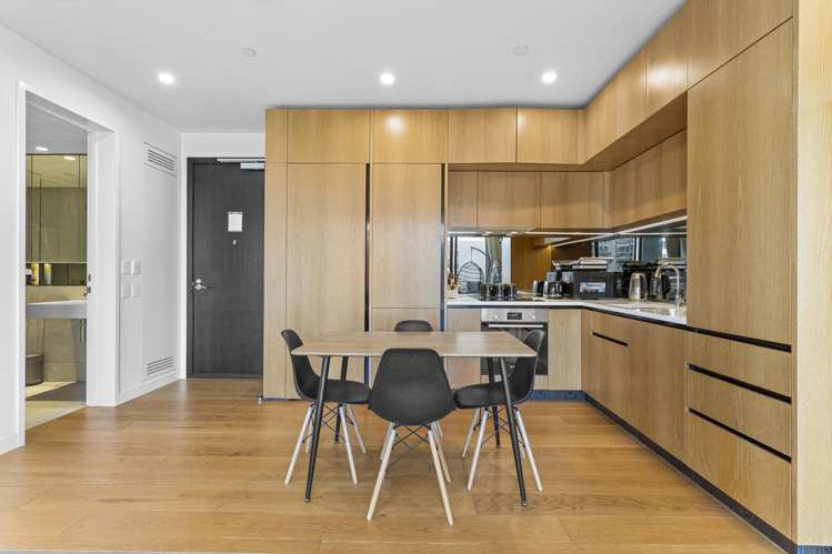 404/70 Daldy Street_5