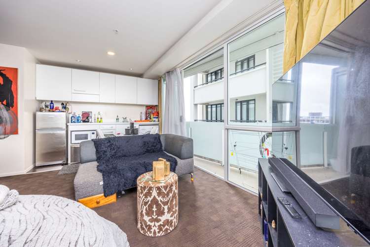 1503/10 Waterloo Quadrant Auckland Central_5