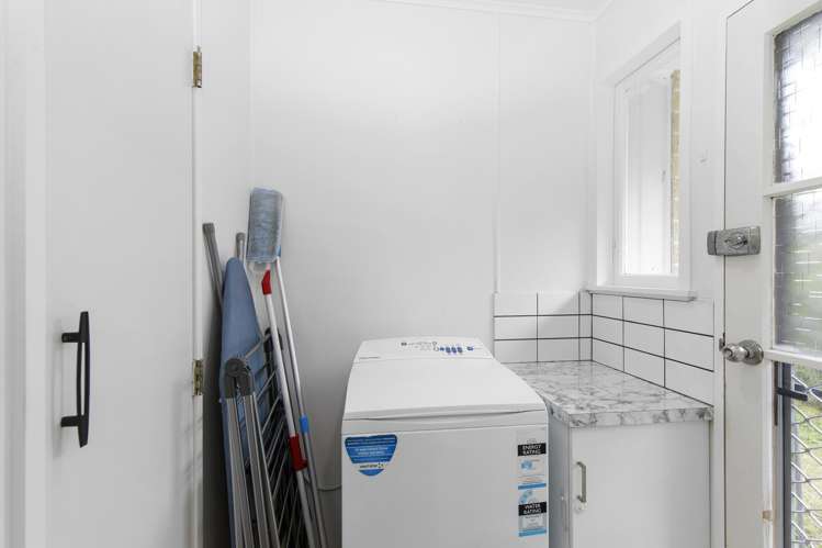 1/11 Hair Street Wainuiomata_13