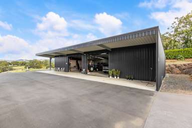 1565 Great South Road_2