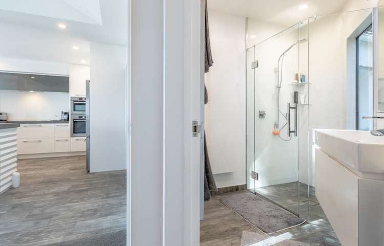 38 Takahe Road Titirangi_10