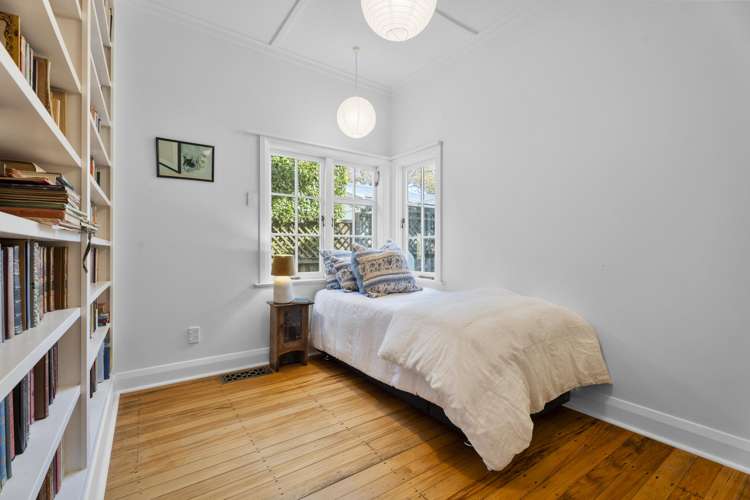 2 Seabreeze Road Devonport_12