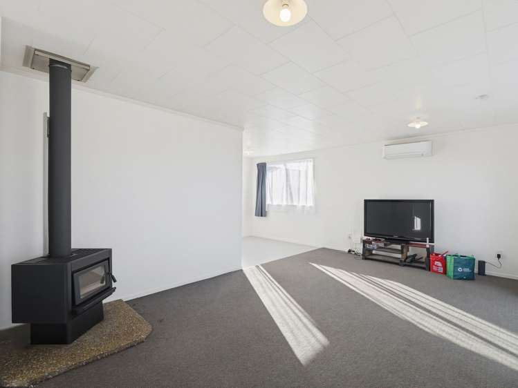 8 Kilkee Terrace Flaxmere_3