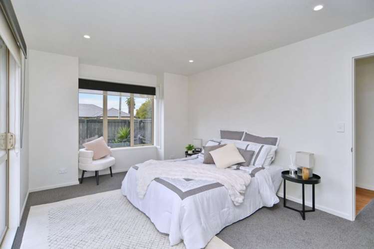 95 Gayhurst Road Dallington_14