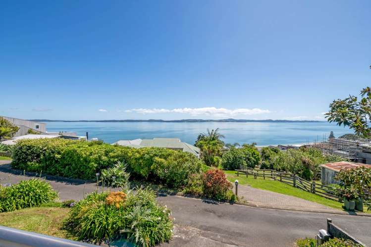 61 Carlton Crescent Maraetai_8