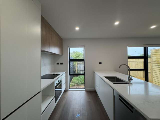 6/20 Luke Street 10057_3
