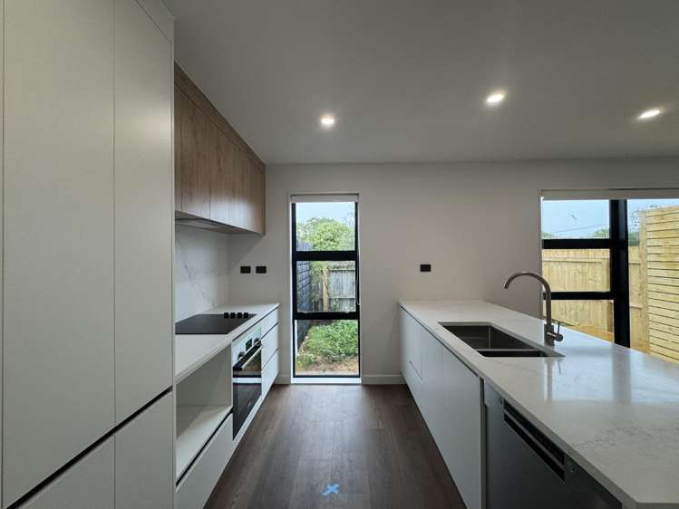 6/20 Luke Street 10057_3