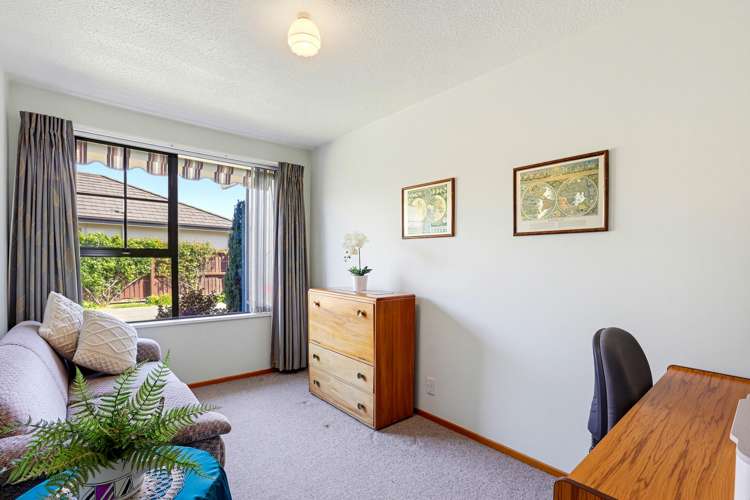 2/51 Solomon Avenue Redwood_8