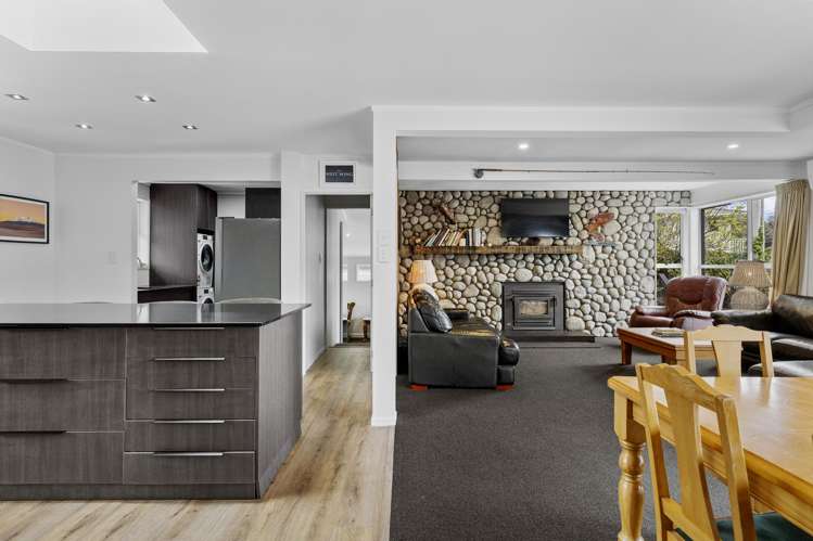 11 Kowhai Road Rainbow Point_20