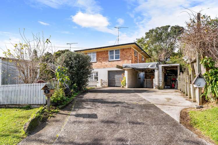 5 Pohutukawa Avenue Red Beach_18