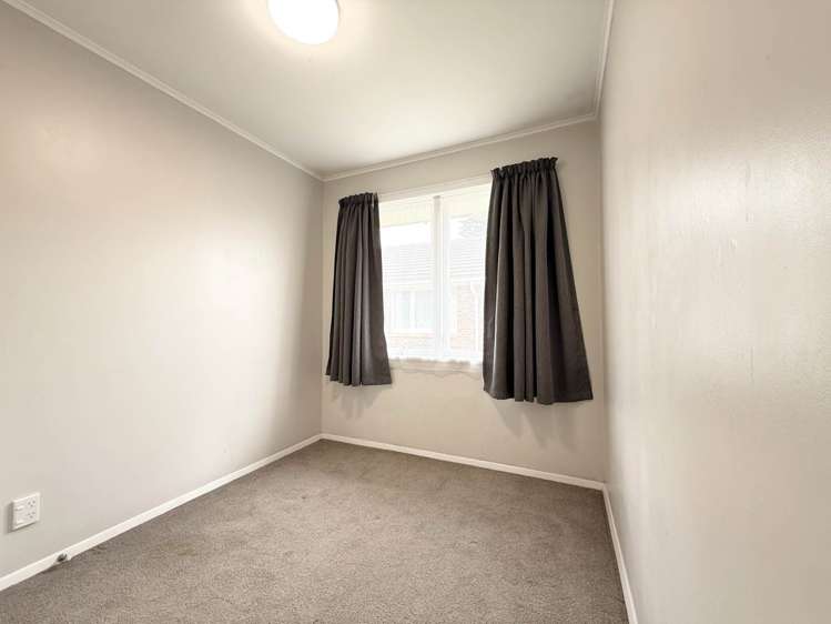 2/8 Bowling Avenue Epsom_5