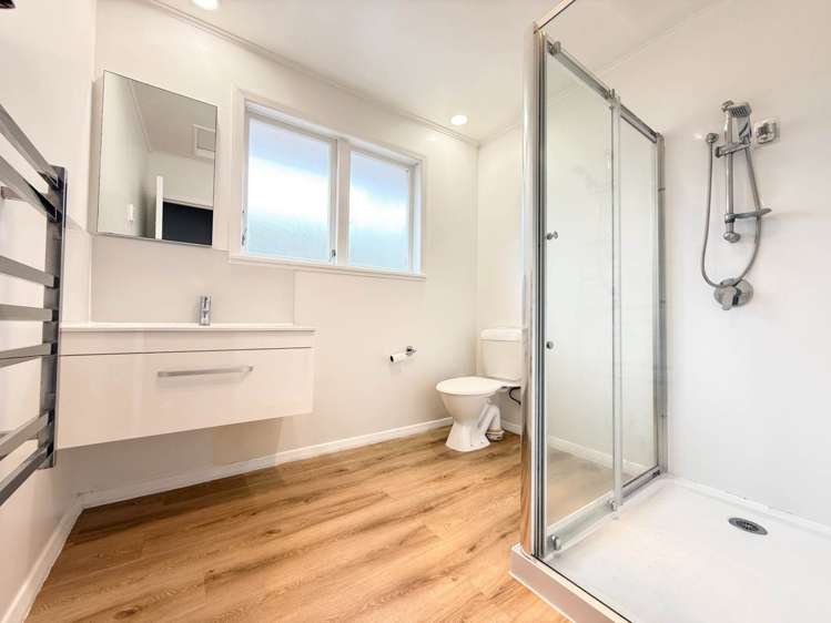 2/8 Bowling Avenue Epsom_8