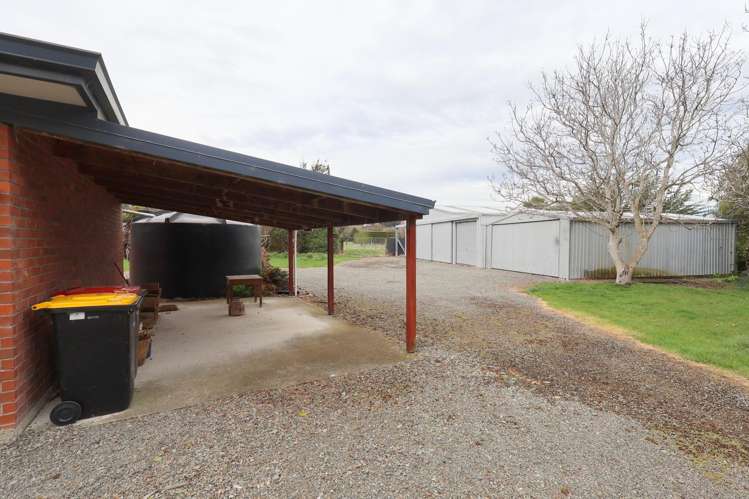 14 Danube Road Winton Surrounds_36