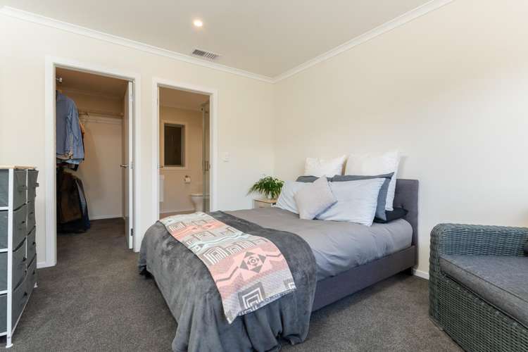 17 Prestwich Rise Churton Park_16
