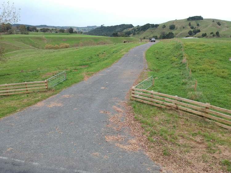 2116 and 2126 Hetherington Road Ruawaro_6