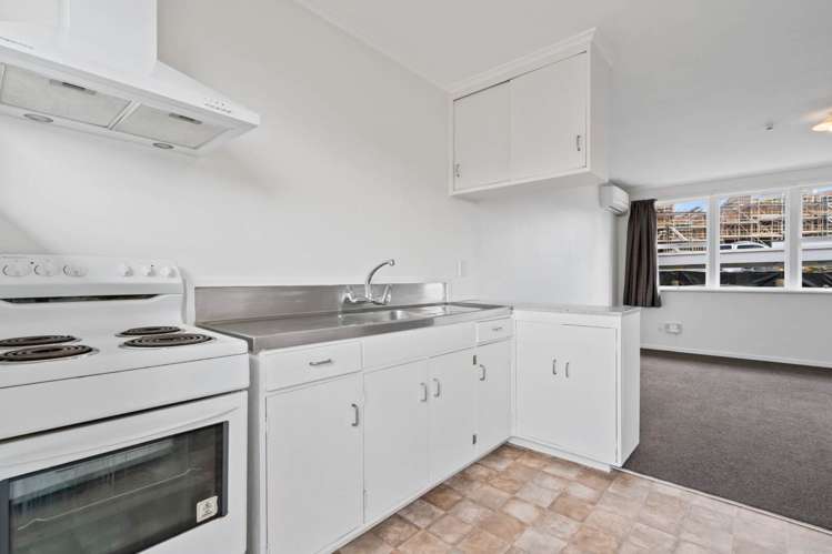 1/458 West Coast Road Glen Eden_4