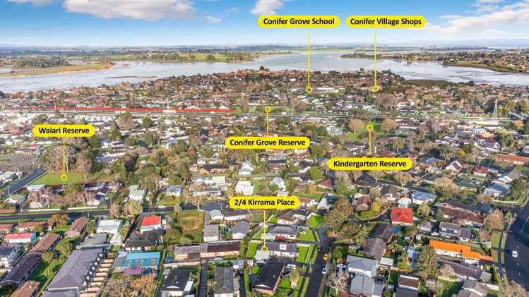 2/4 Kirrama Place Conifer Grove_10