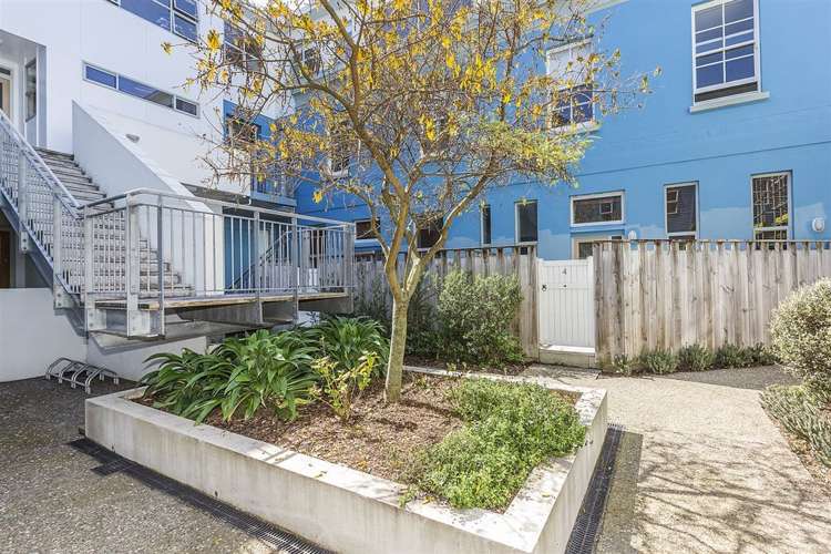 21/30 Hanson Street Mount Cook_11