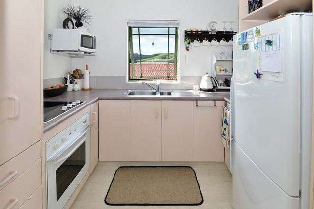 12C Rautawhiri Road Helensville_1