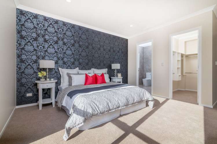 3 Iwinuku Crescent Wattle Downs_12