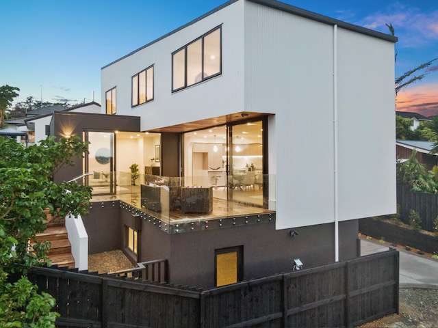 B/8 William Souter Street Forrest Hill_4