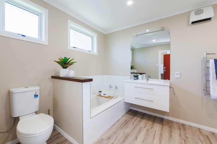 8 Alexander Street Awapuni_24