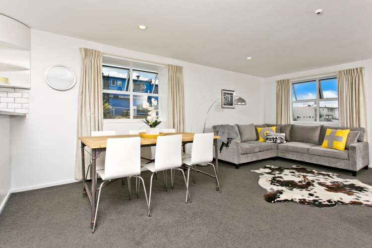 2a/68 Mokoia Road Birkenhead_3