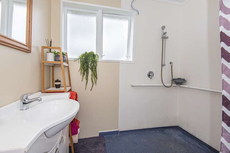 57 View Road Hikurangi_16