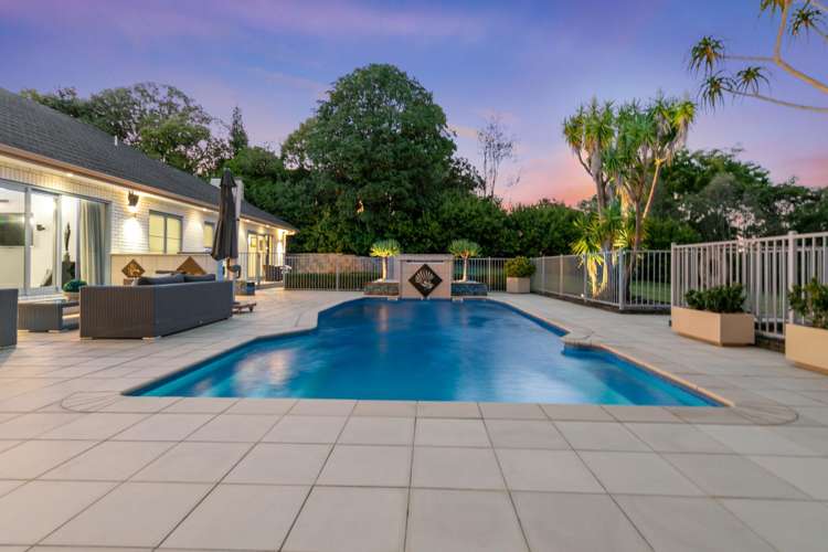 7 Burgundy Park Avenue Henderson_13