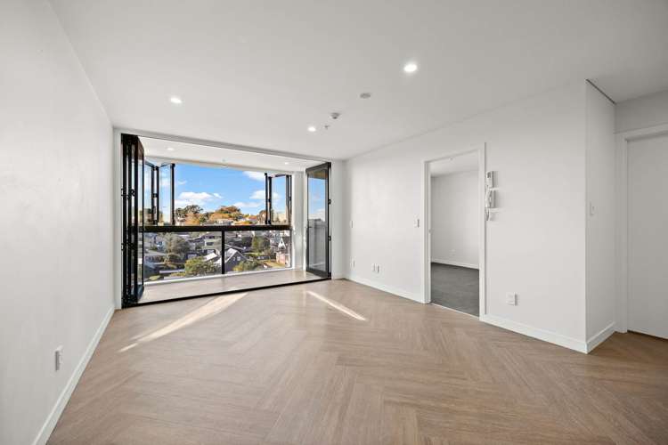 504/82 Jellicoe Road Mt Wellington_2