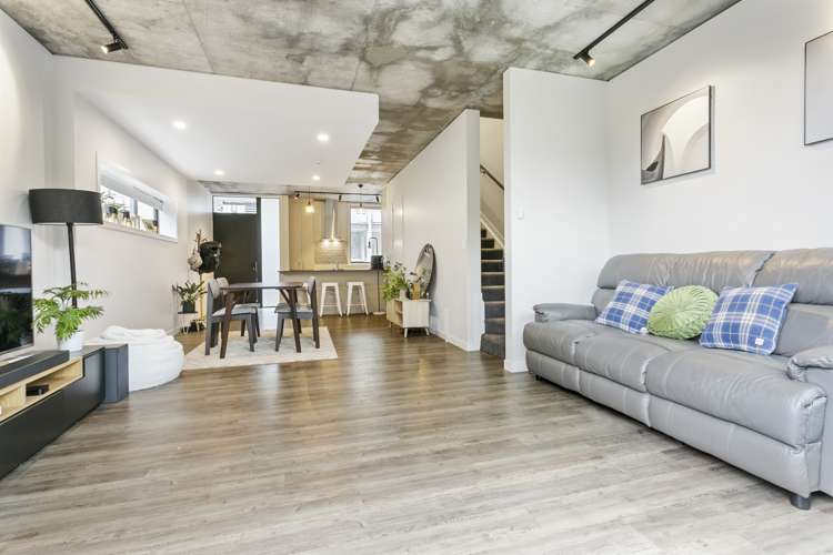 9/4163 Great North Road Glen Eden_2