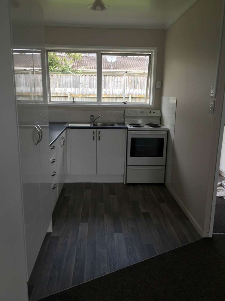 2/10b View Road Papakura_12