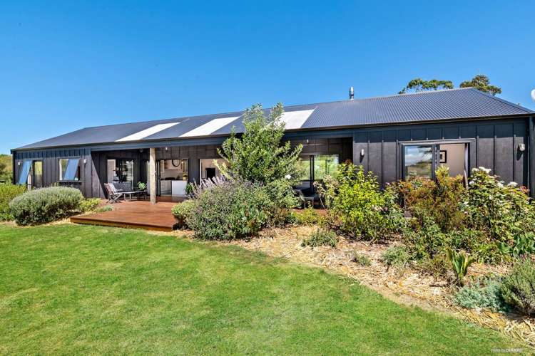 42 Arone Way Wainui_22