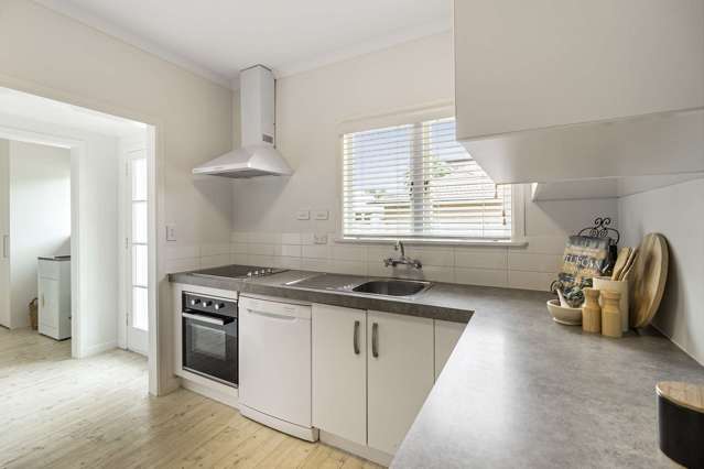 72 Ngataringa Road Devonport_2