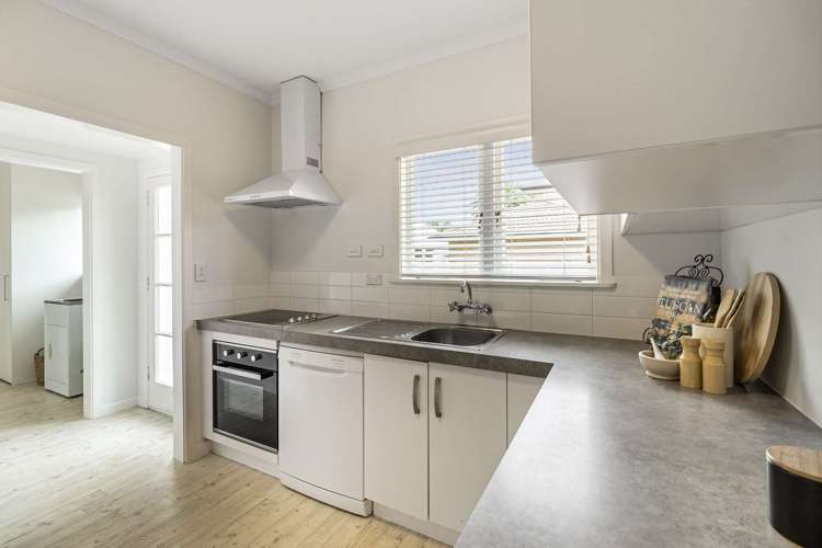 72 Ngataringa Road Devonport_2