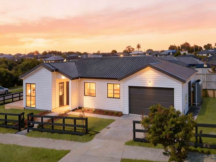 1 Waikohi Avenue Glenbrook_21