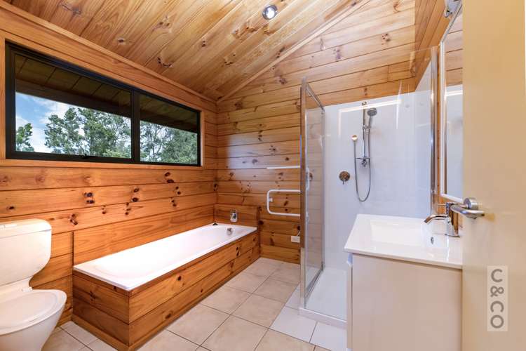 522 State Highway 16 Kumeu_73