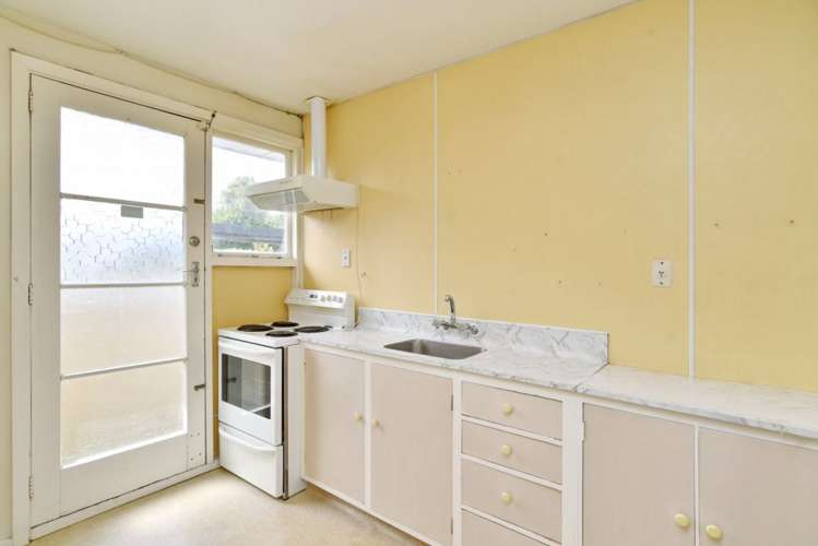 2/560 Hereford Street Linwood_6