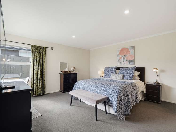 9 Majestic Way Kelvin Grove_25