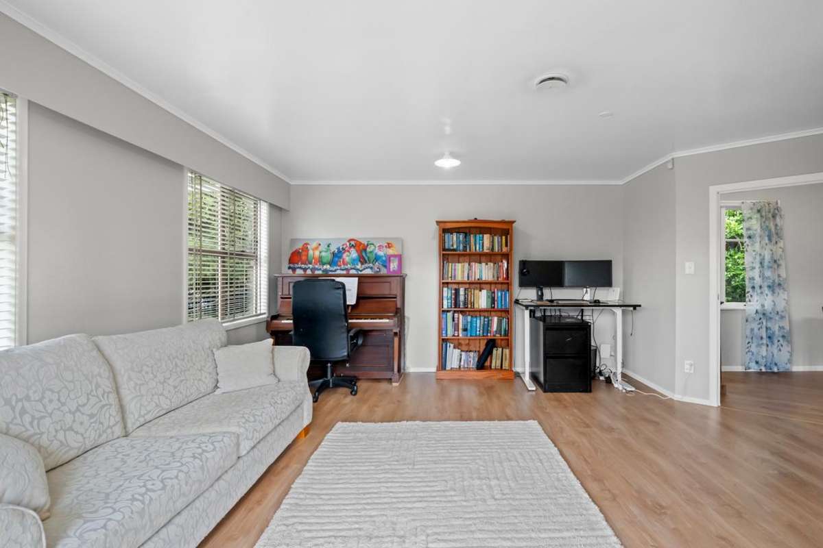 59 Greenmeadows Avenue_2