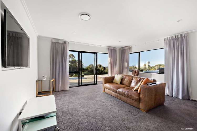 73 Sonja Drive Hunua_11